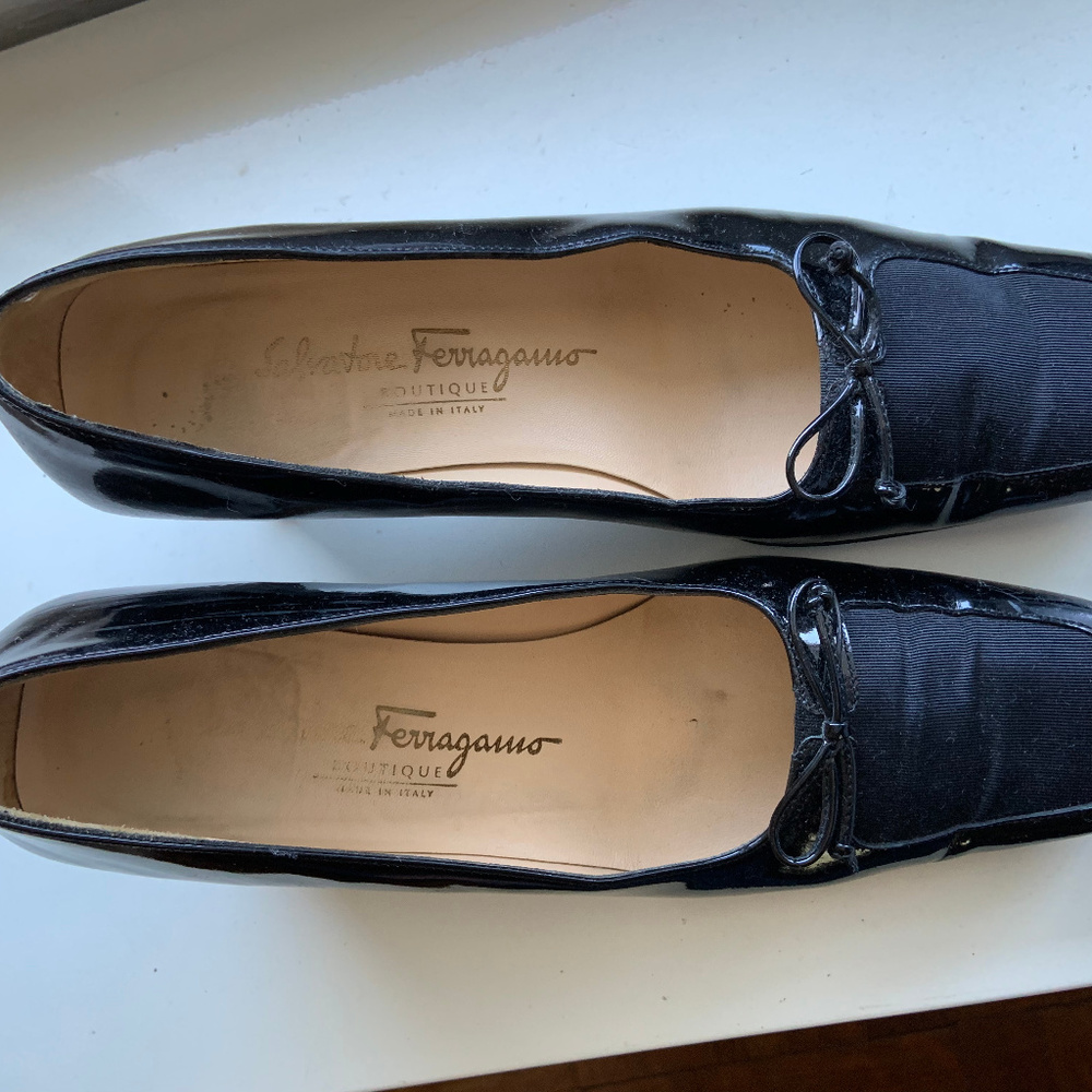 Salvatore Ferragamo black patent shoes 7.5B
